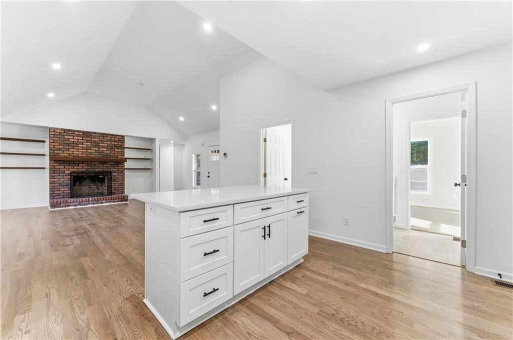 1715 Crestline Drive Ne - Photo 11
