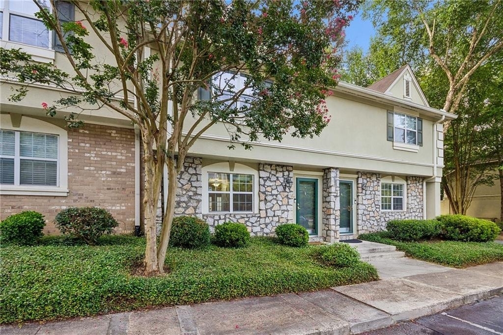 6900 Roswell Road - Photo 29