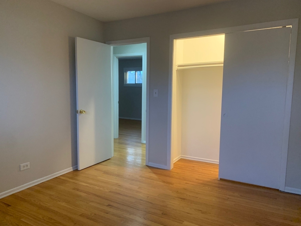 822 Skokie Boulevard - Photo 12