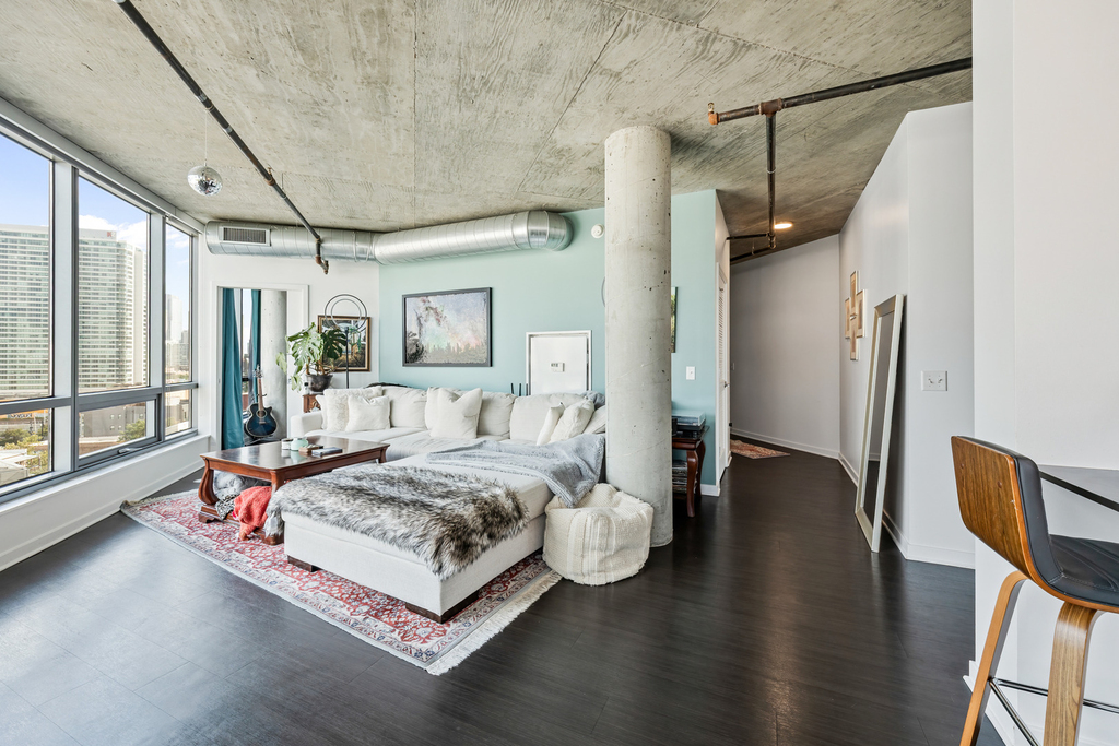 504 N Green Street - Photo 15
