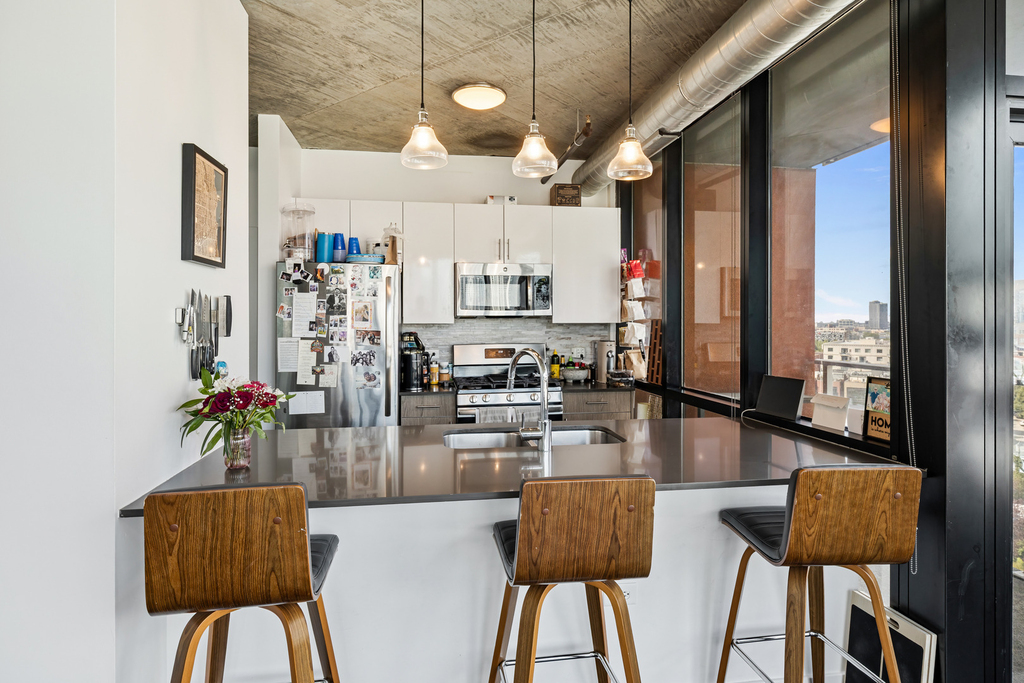 504 N Green Street - Photo 14
