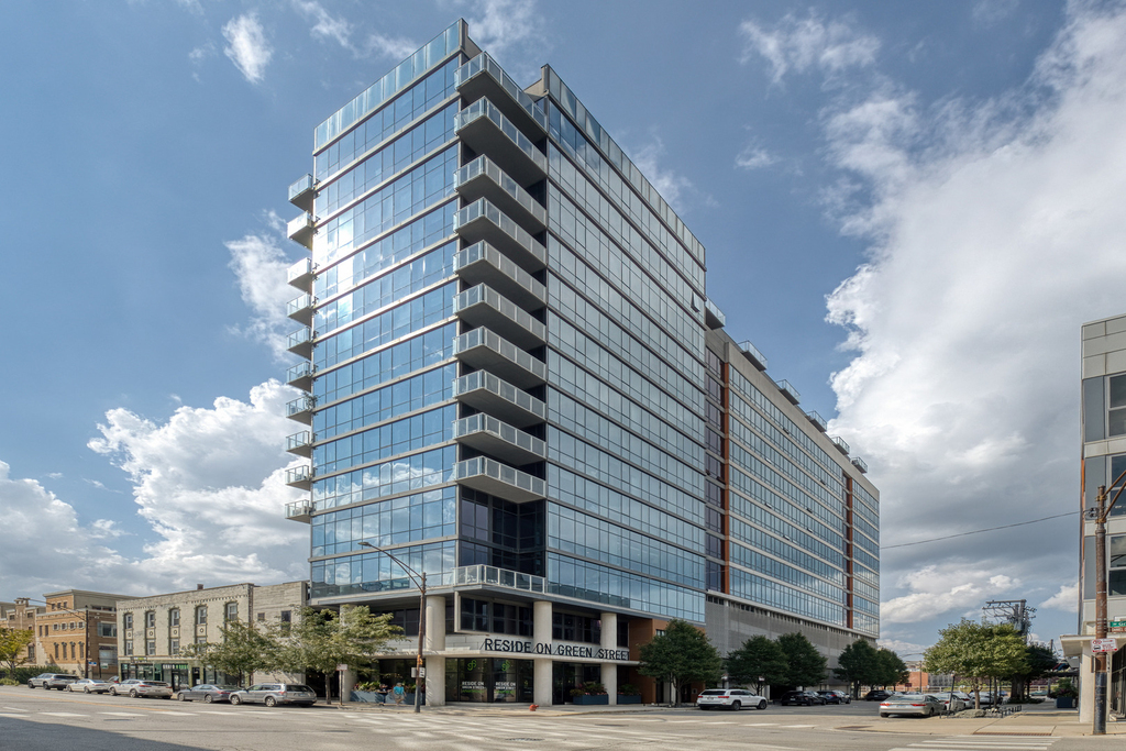 504 N Green Street - Photo 10