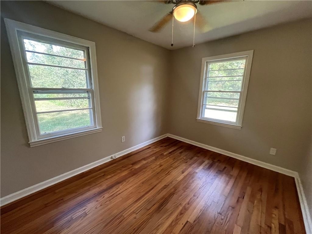 1148 Center Street Sw - Photo 14