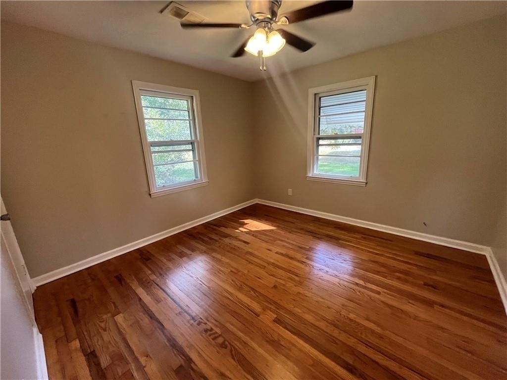 1148 Center Street Sw - Photo 15