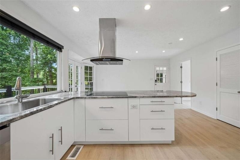 5132 Willow Point Parkway - Photo 9