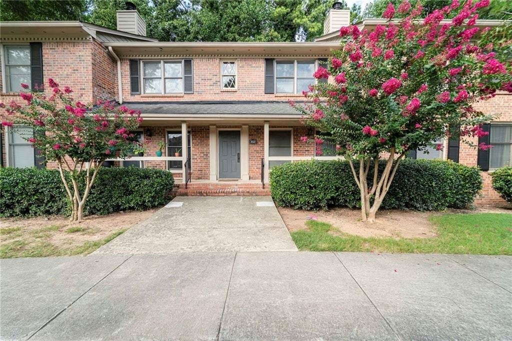 1831 Briarcliff Circle Ne - Photo 9