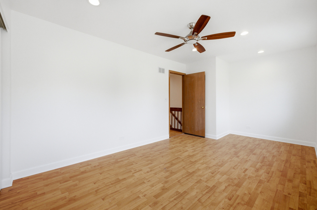 1320 Burns Drive - Photo 20