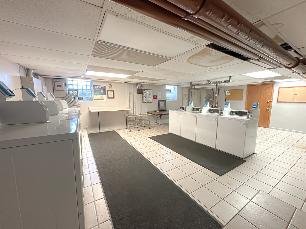 2606 W Balmoral Avenue - Photo 10