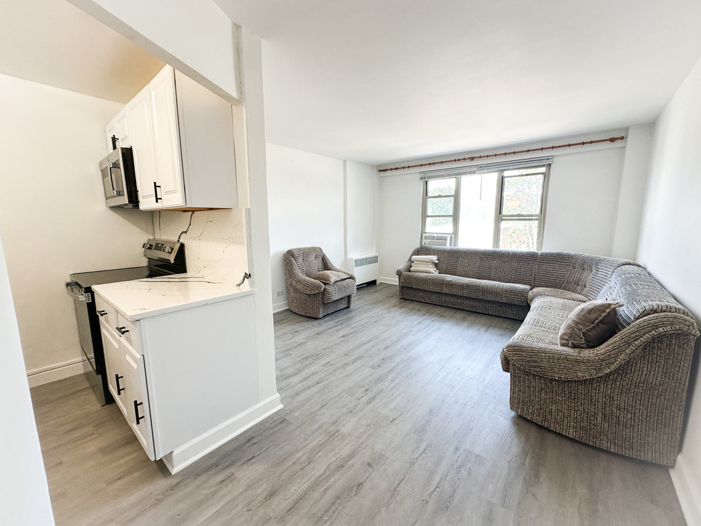 2606 W Balmoral Avenue - Photo 3