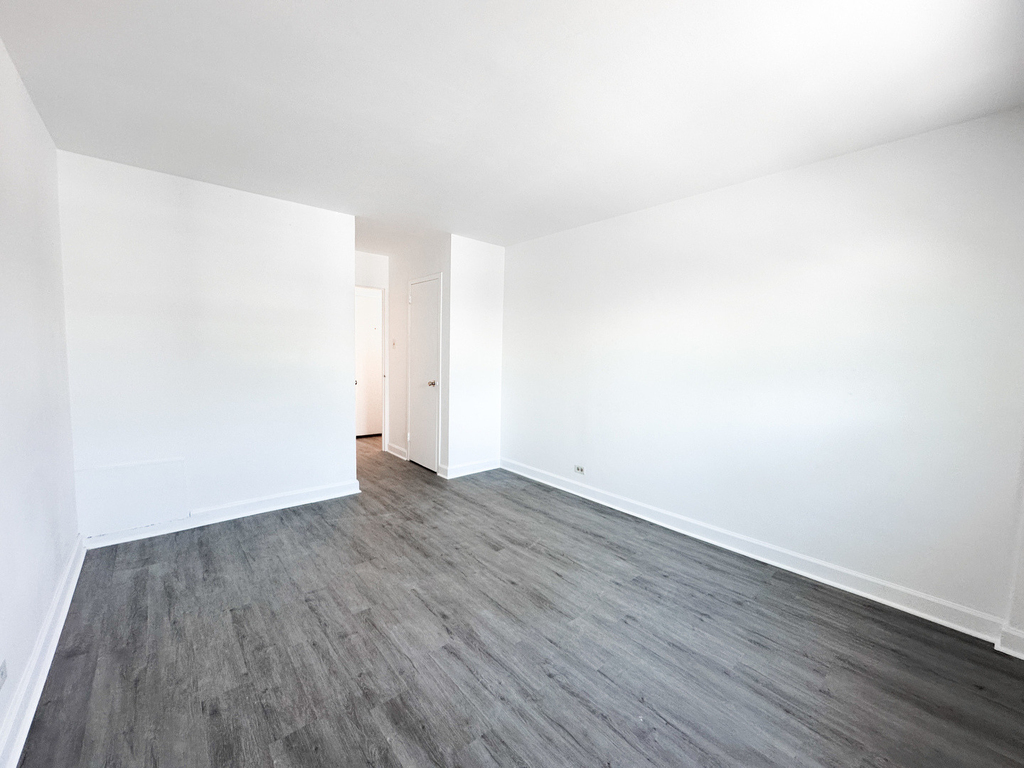 2606 W Balmoral Avenue - Photo 7