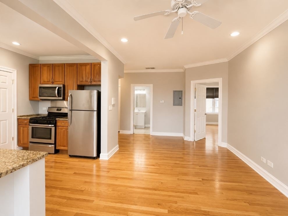 4964 N Spaulding Avenue - Photo 1