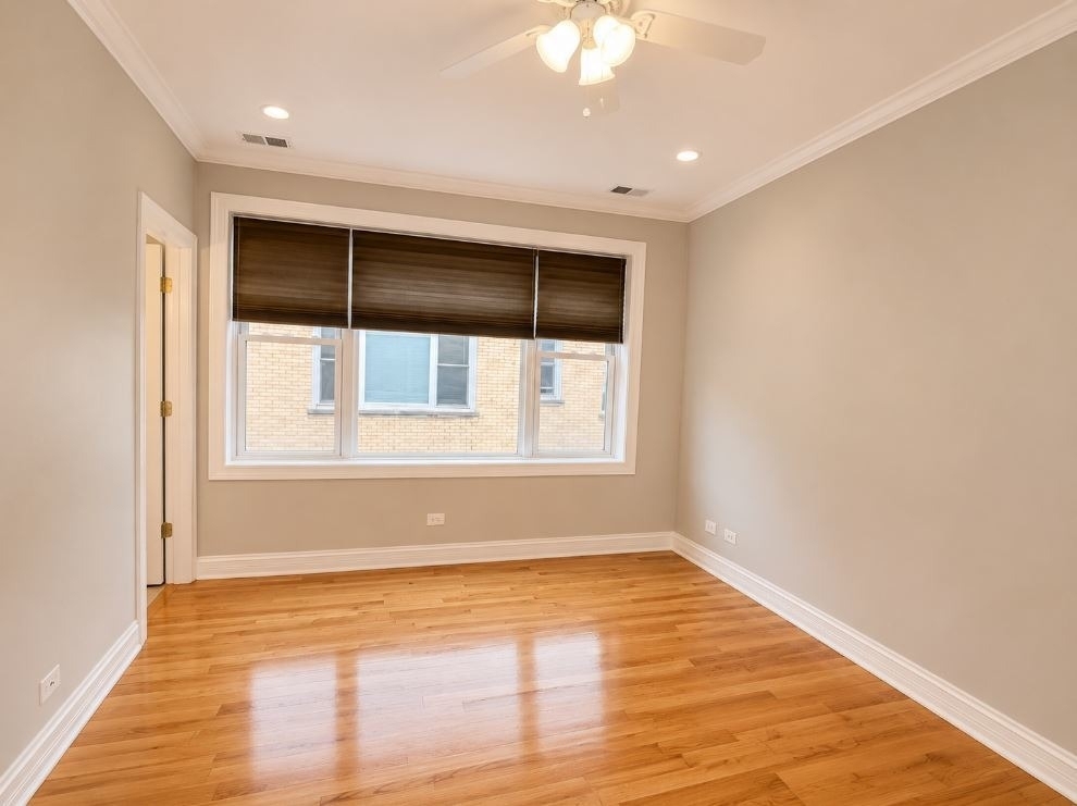 4964 N Spaulding Avenue - Photo 10