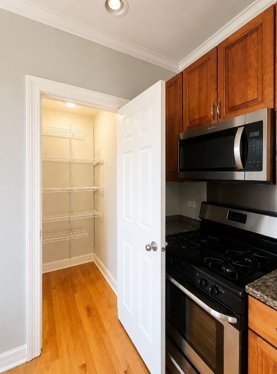 4964 N Spaulding Avenue - Photo 8