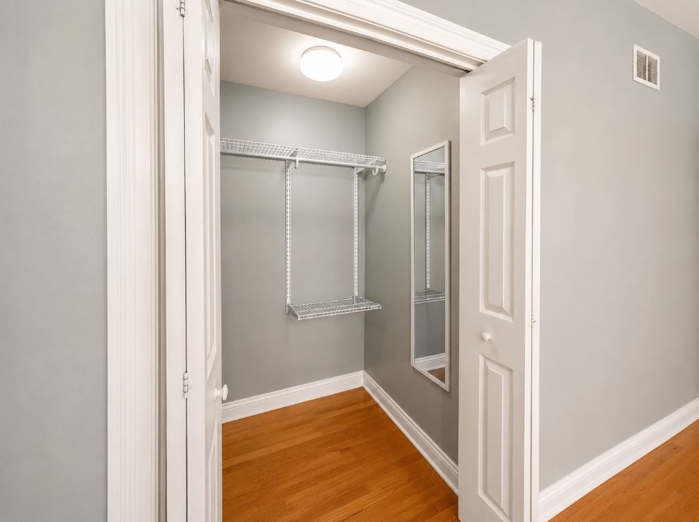 4964 N Spaulding Avenue - Photo 8