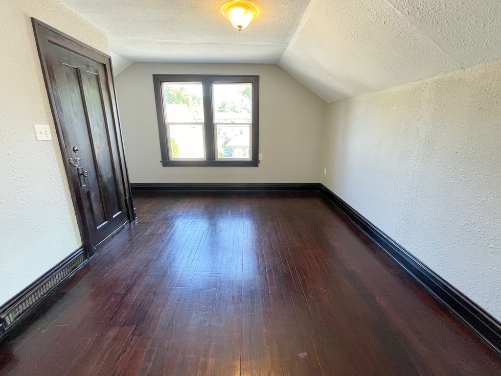 603 Mill Street - Photo 10