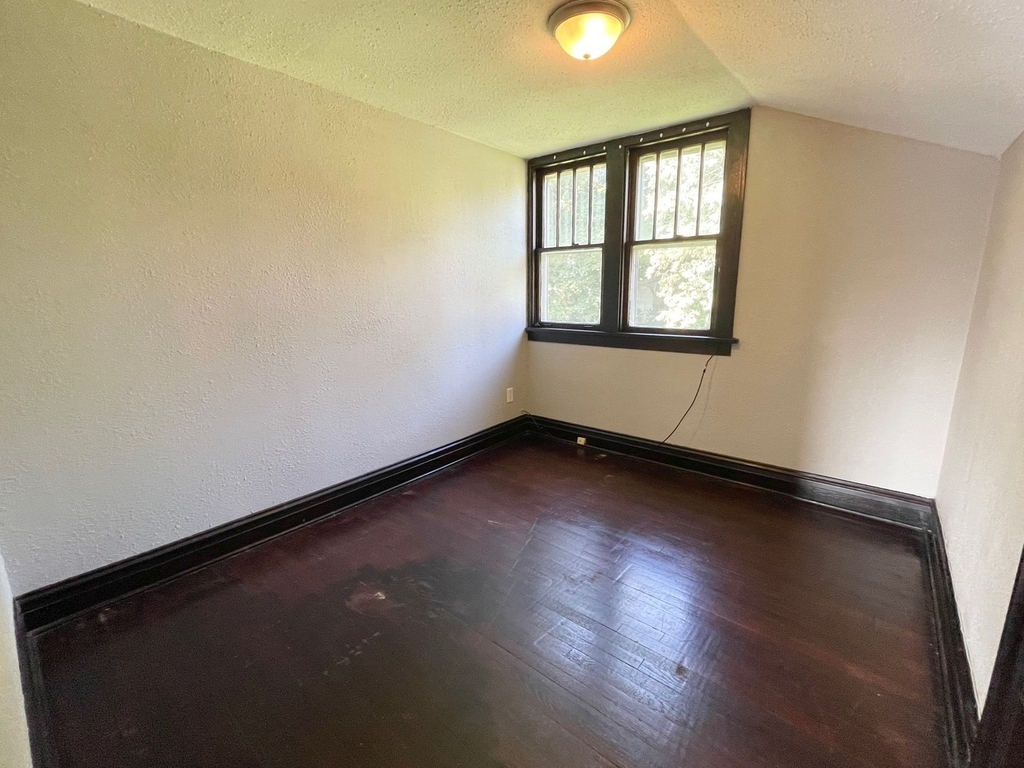 603 Mill Street - Photo 9