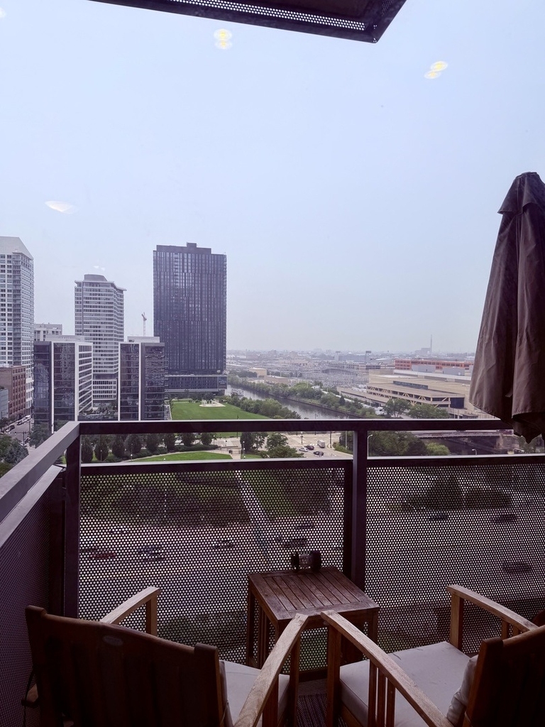 235 W Van Buren Street - Photo 11