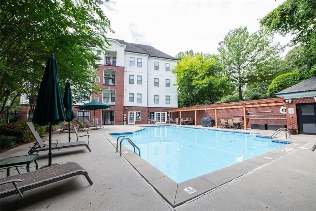 3275 Ne Lenox Road Ne - Photo 26