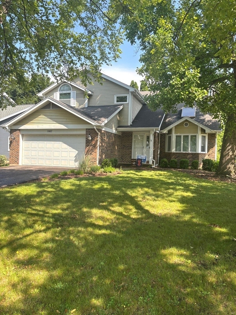 1667 Hinterlong Lane - Photo 0