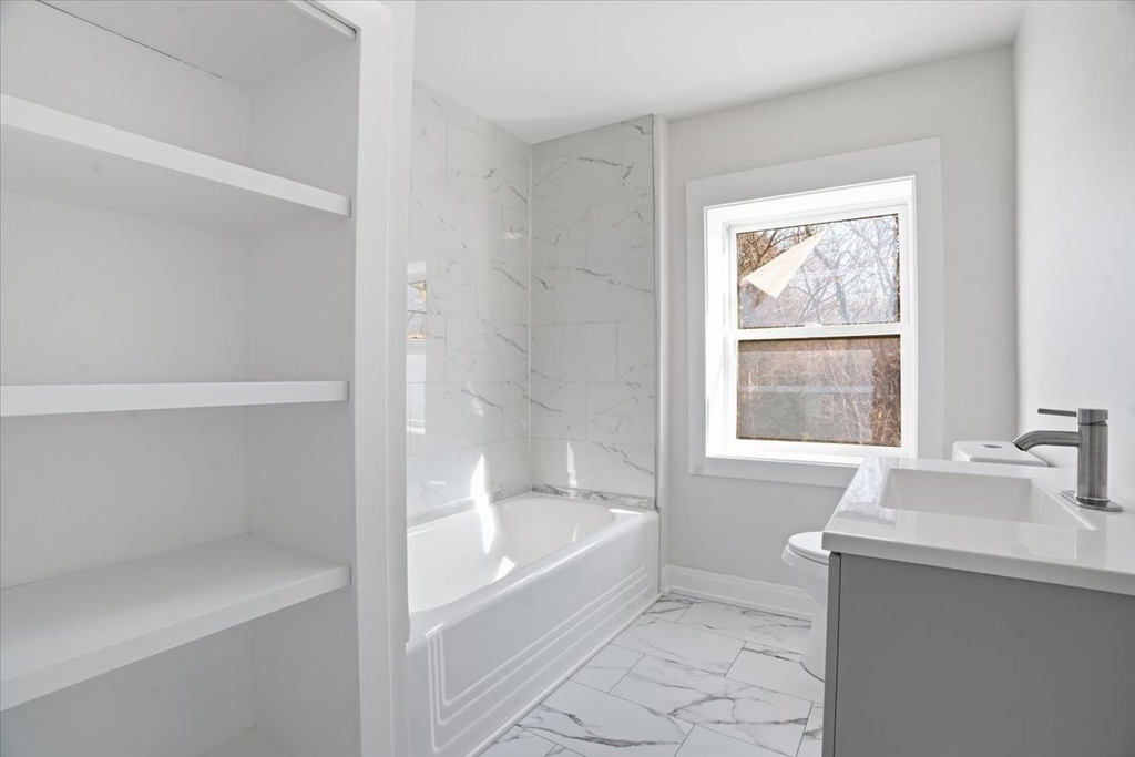297 E Lakeview Avenue - Photo 44