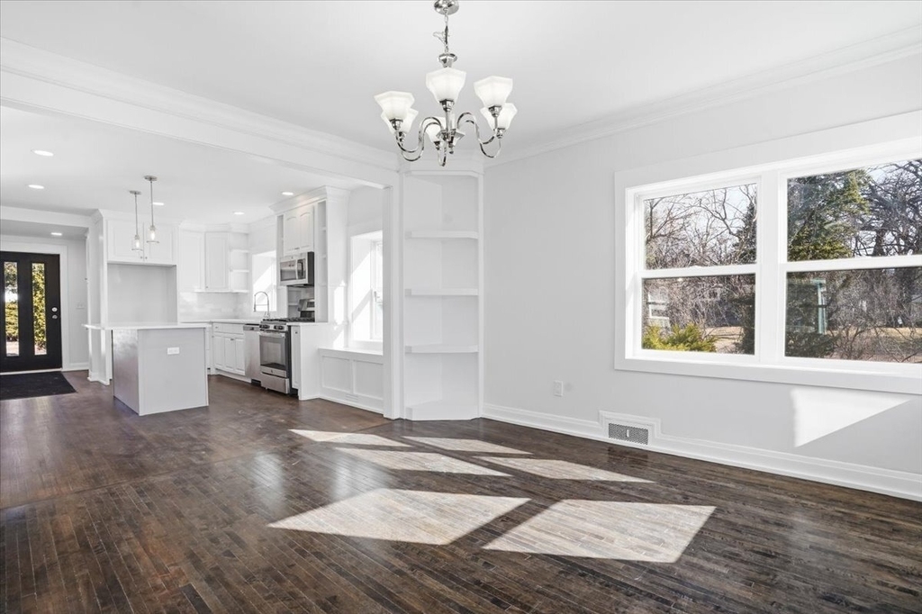 297 E Lakeview Avenue - Photo 16