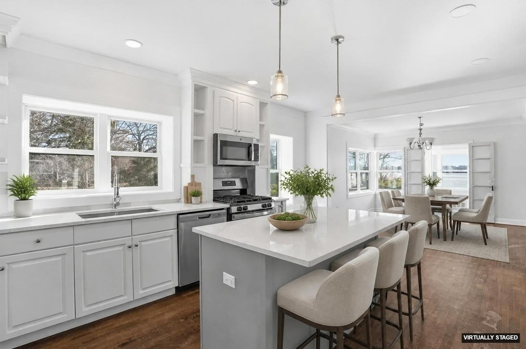 297 E Lakeview Avenue - Photo 4