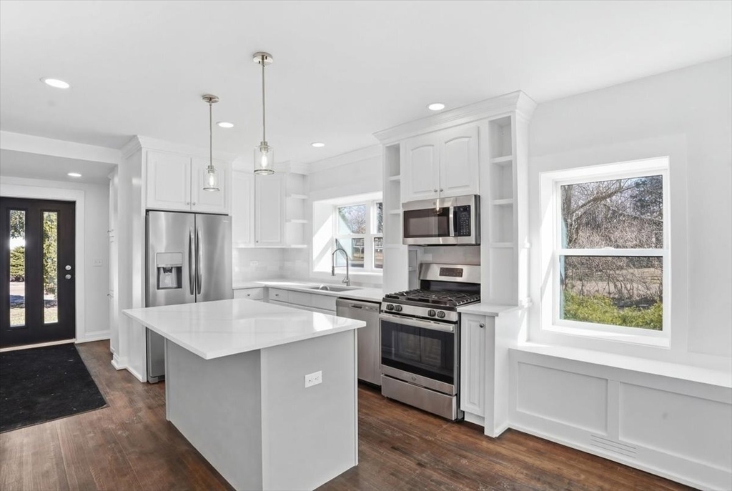 297 E Lakeview Avenue - Photo 6