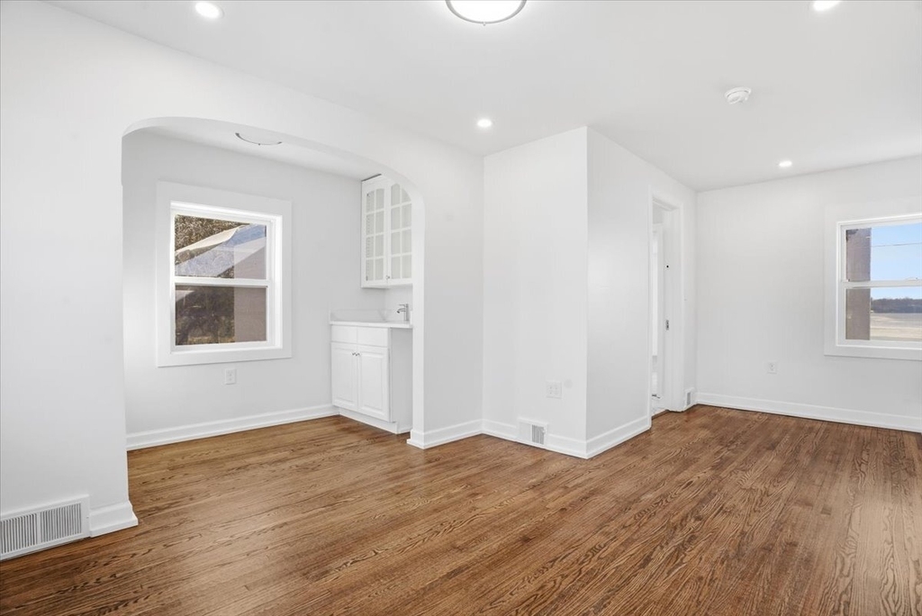 297 E Lakeview Avenue - Photo 42