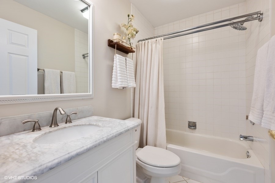 1350 W Fullerton Avenue - Photo 17