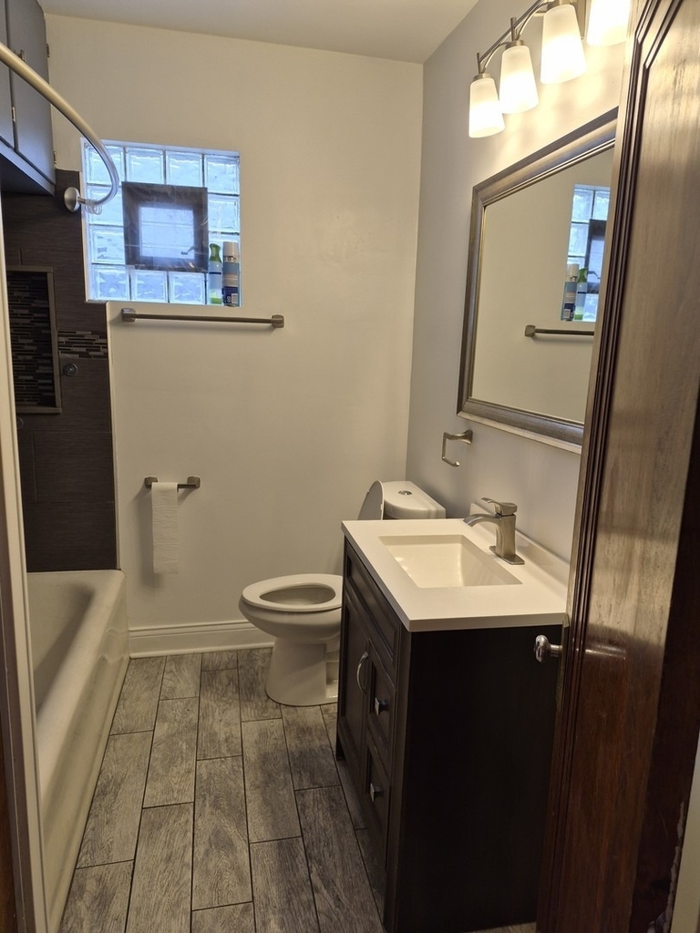 9002 Sheridan Avenue - Photo 8