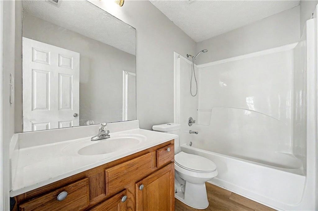 1212 Penhurst Way - Photo 18