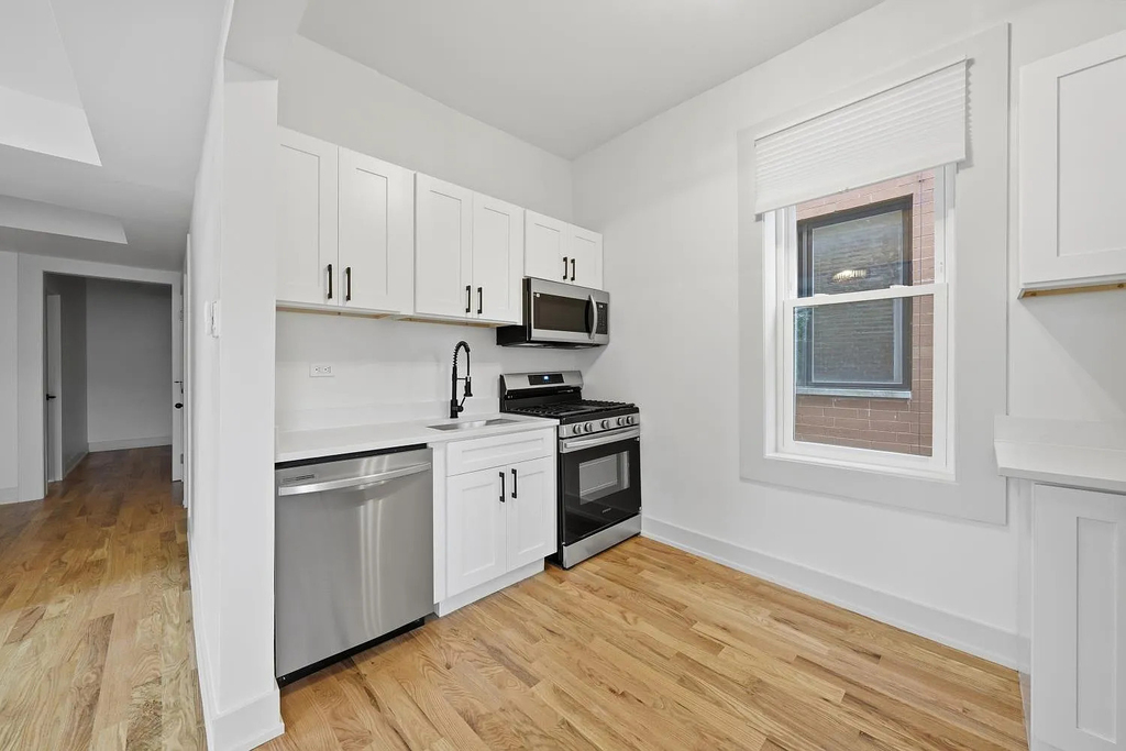 1514 W Fry Street - Photo 8