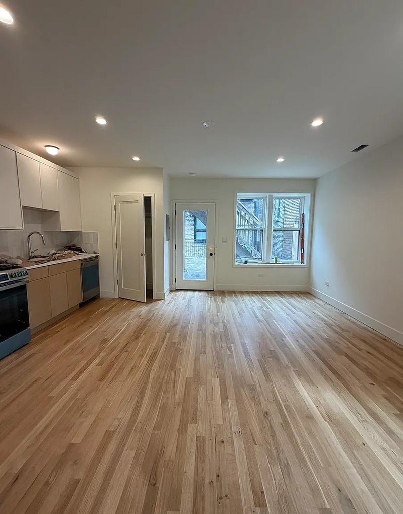 1751 W Superior Street - Photo 1