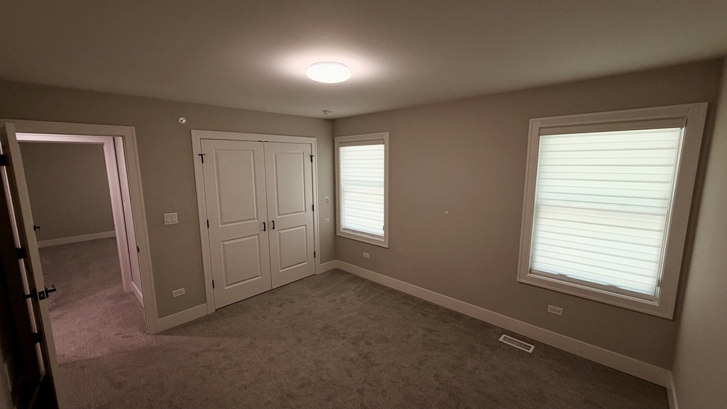 411 W Pierce Road - Photo 8