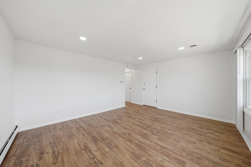 4510 W 55th Street - Photo 3
