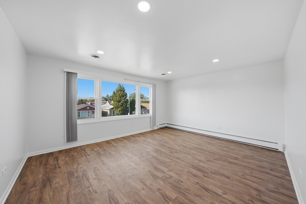 4510 W 55th Street - Photo 1