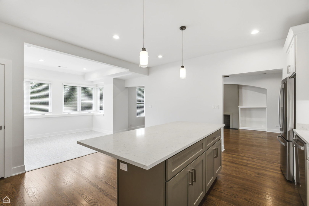 6914 N Sheridan Road - Photo 11