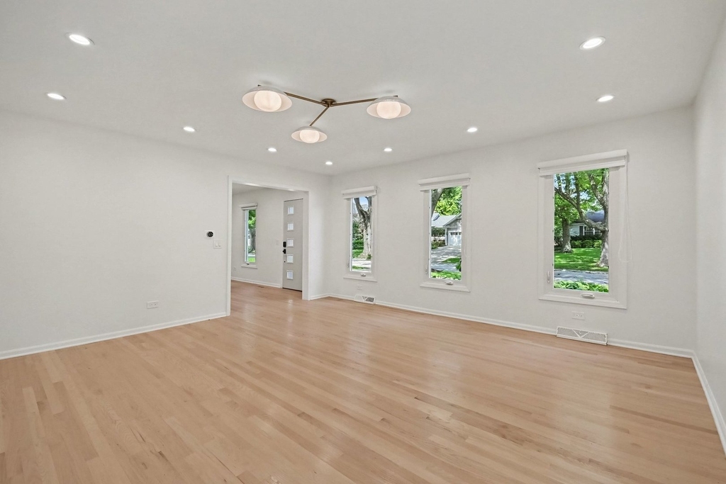 1120 Summit Hills Lane - Photo 4