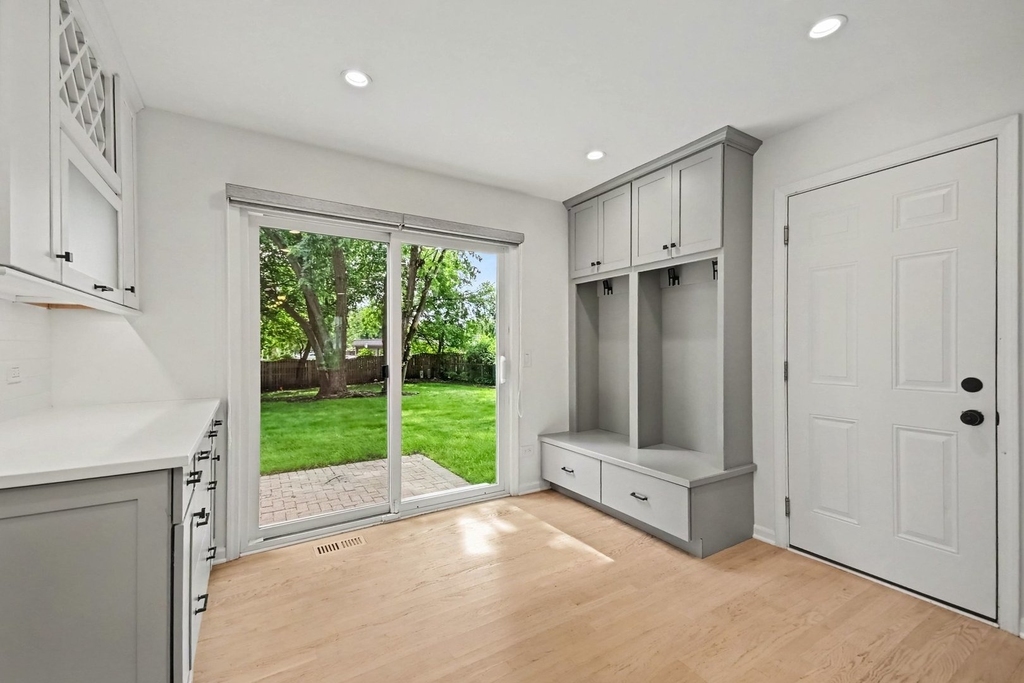 1120 Summit Hills Lane - Photo 9