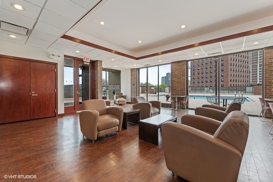 1850 N Clark Street - Photo 32