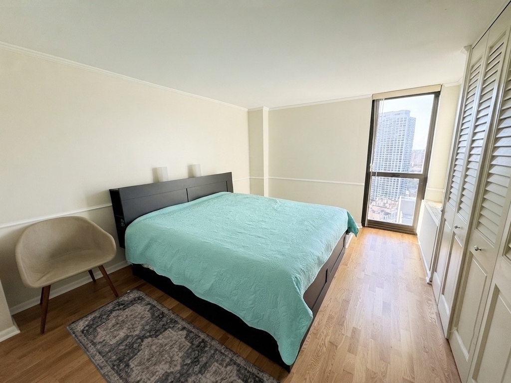 1850 N Clark Street - Photo 13