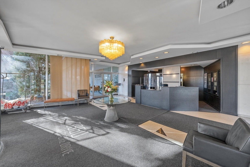 3950 N Lake Shore Drive - Photo 3