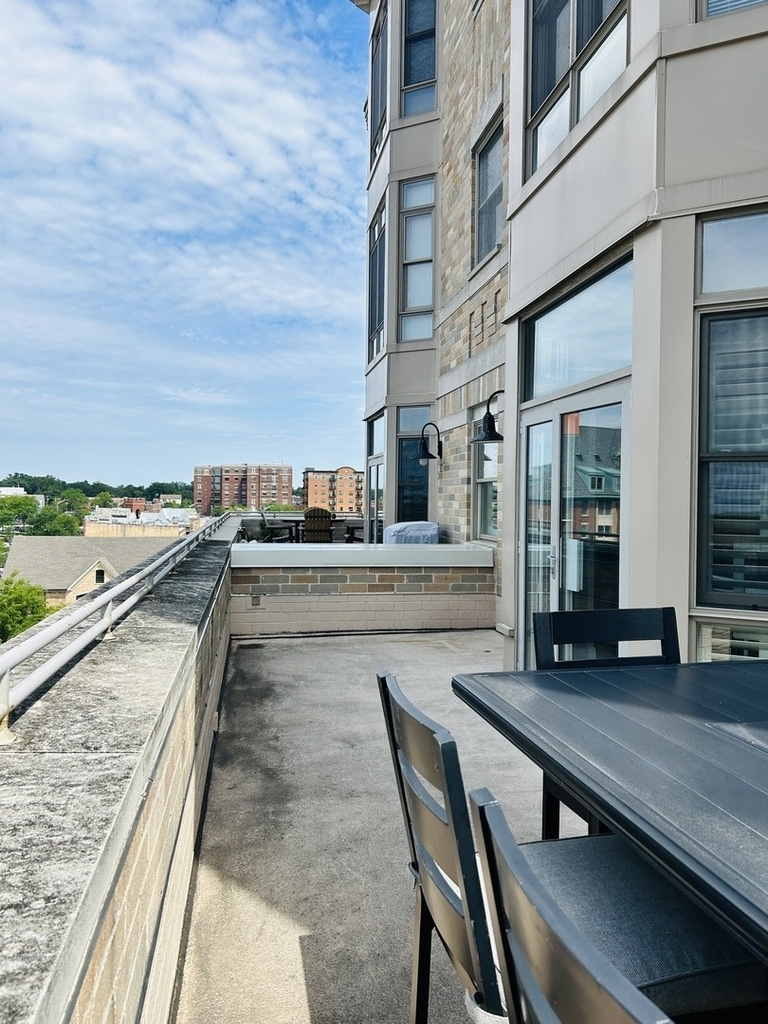 10 S Dunton Avenue - Photo 13