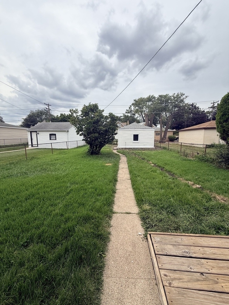 304 Hyde Park Avenue - Photo 10