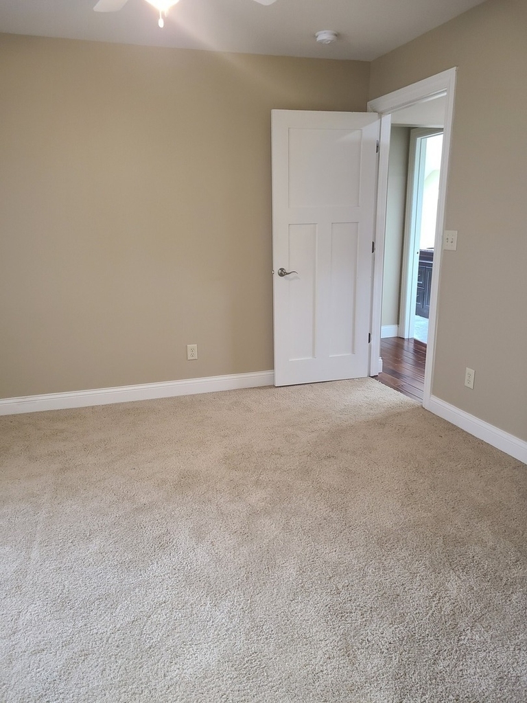 615 Green Street - Photo 13