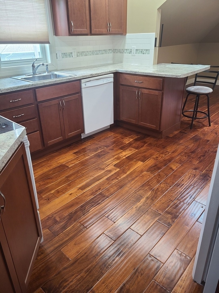615 Green Street - Photo 3