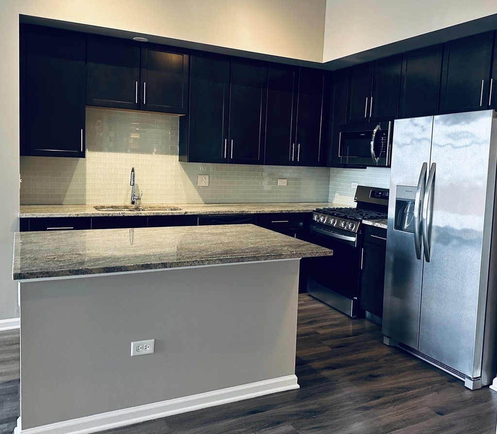 2300 S Michigan Avenue - Photo 4