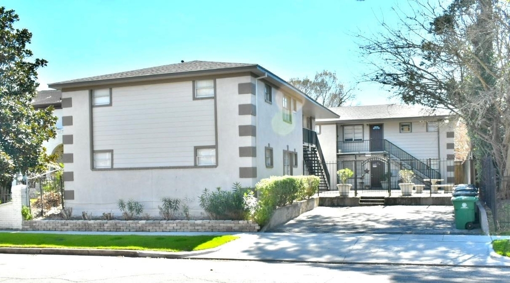 2524 Binz Street - Photo 12