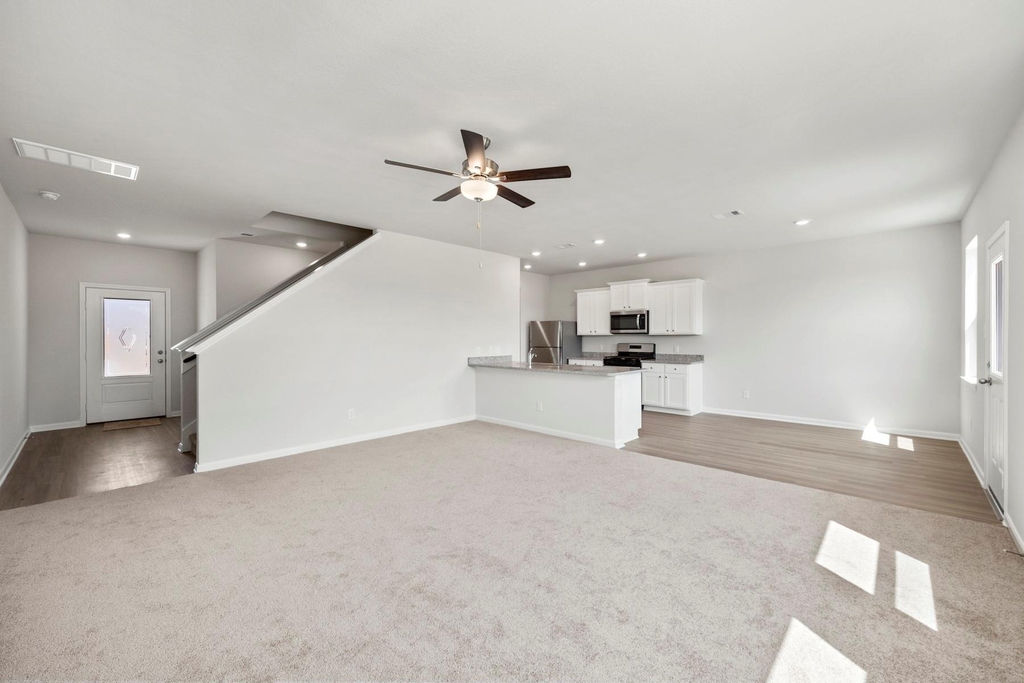6410 Summer Pass Drive - Photo 2