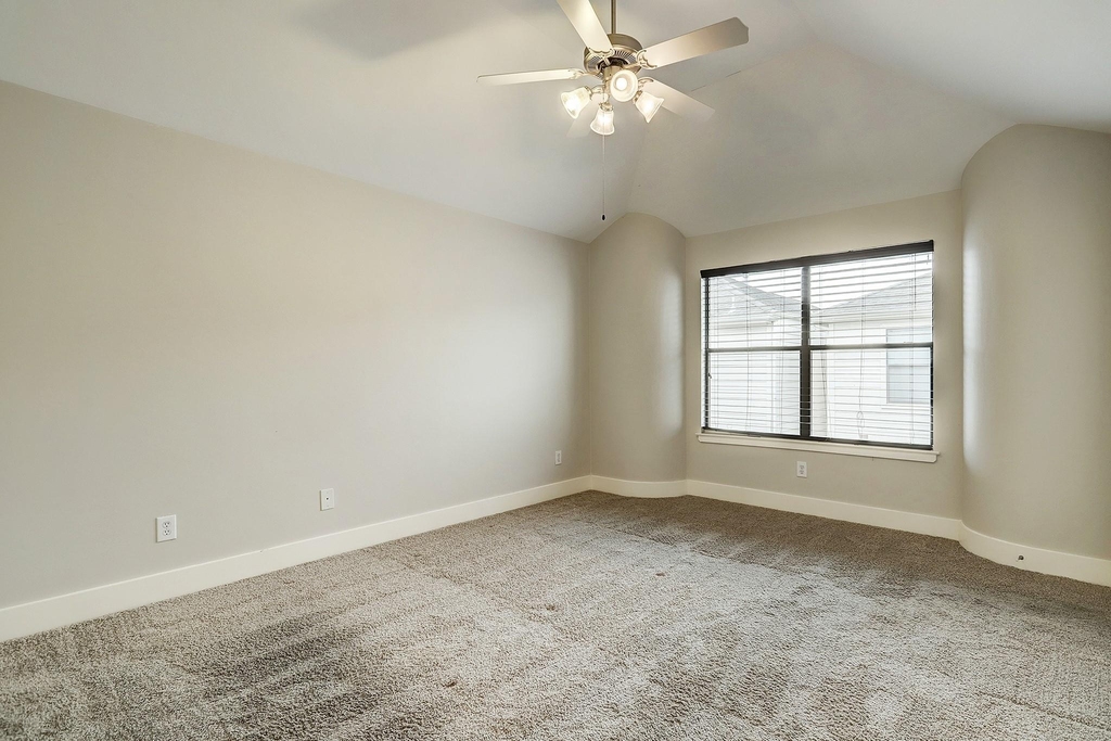 425 W 26th Street - Photo 15